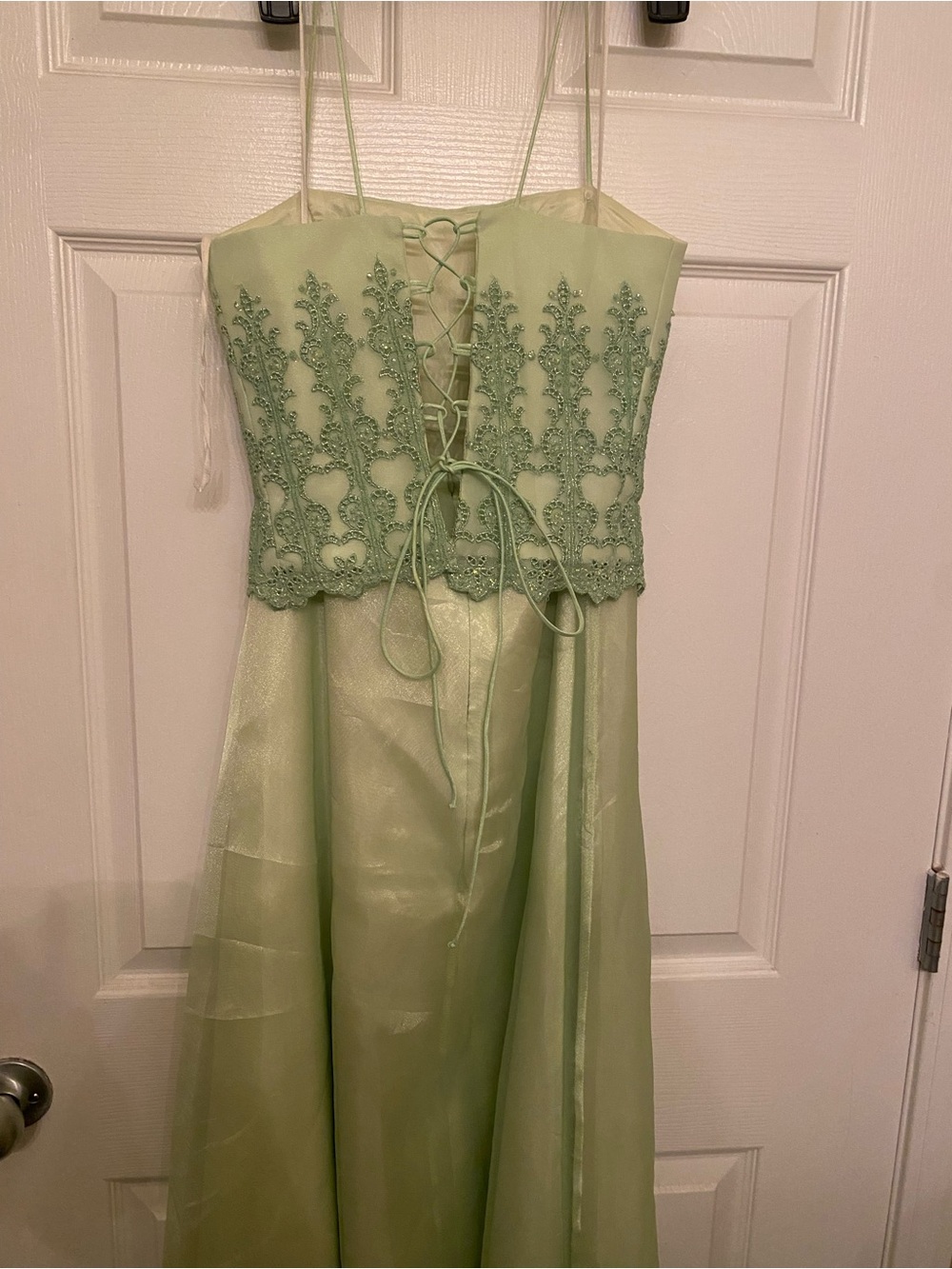 Dave & Johnny Light Green Lace Bodice Maxi Dress - Picture 2 of 7